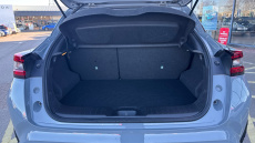 Nissan Juke 1.0 DiG-T N-Connecta 5dr DCT Petrol Hatchback